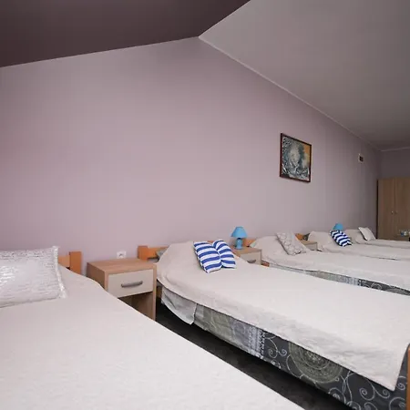 Gencic 1 Apartment