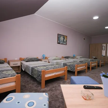 Gencic 1 Apartment